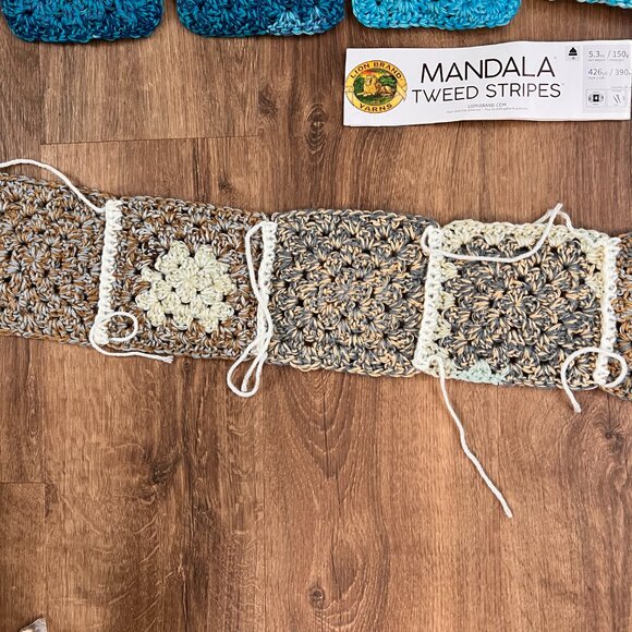 Blue Tan Crochet Quilt Fiber Yarn and Square Starter Lot - Picture 13 of 16